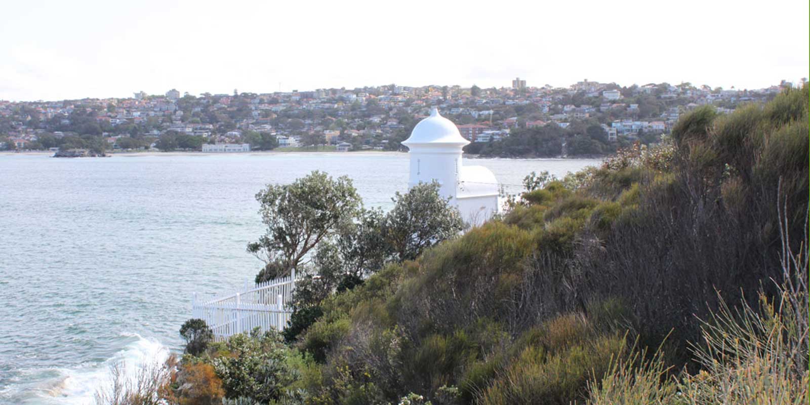 Grotto Point Lighthouse on the Spit to Manly walk